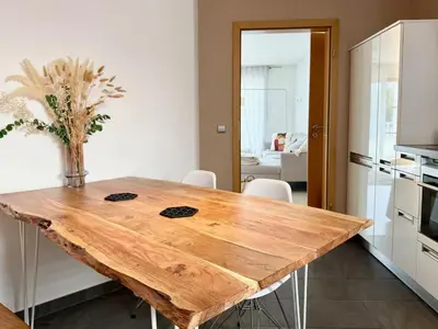 Küche/Küchenzeile in der Unterkunft Zentrales City Apartment, Penzberg, 2 Schlafzimmer, Balkon, Parkplatz