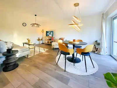 TV/Unterhaltungsangebot in der Unterkunft Stilvolle 3-Zimmer Wohnung in Ingolstadt mit Balkon und guter Autobahnanbindung