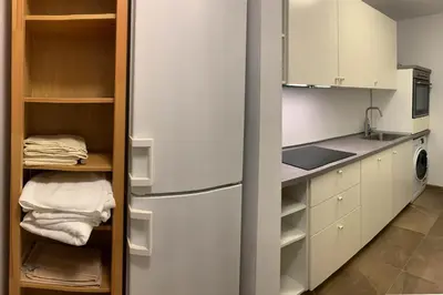 Küche/Küchenzeile in der Unterkunft Wohnung möbliert, abgeschlossen und verkehrsgünstig gelegen