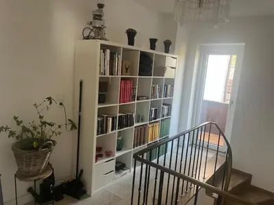 Die Bibliothek in der Ferienwohnung