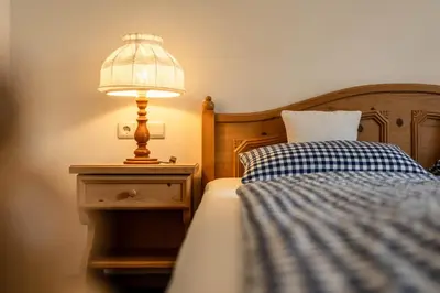 Ein Bett oder Betten in einem Zimmer der Unterkunft Ferienwohnungen LARA Wohnung 1