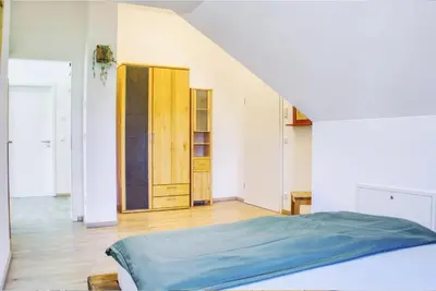 Ein Bett oder Betten in einem Zimmer der Unterkunft Luxus Apartment! Küche, Balkon, Netflix, Parkplatz - 8 Personen