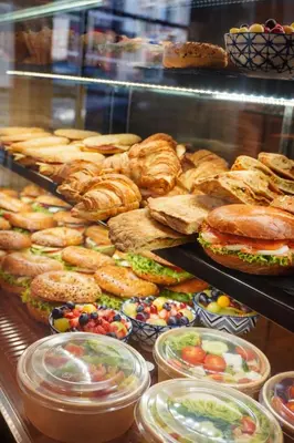 Essen im Aparthotel oder in der Nähe