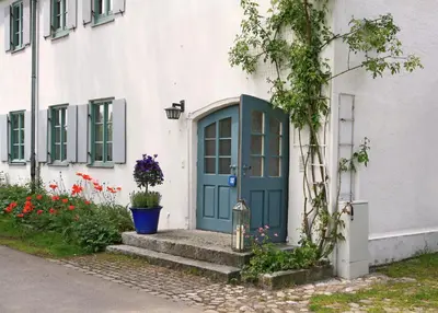 Ein Garten an der Unterkunft DOMIZIL VIA CLAUDIA