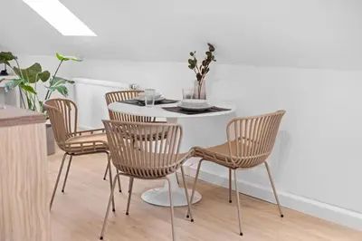Grundriss der Unterkunft Stilvolle Wohnung: Private Dachterrasse - zentral