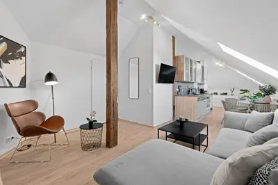 Ein Sitzbereich in der Unterkunft Stilvolle Wohnung: Private Dachterrasse - zentral