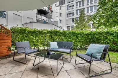 Ein Garten an der Unterkunft Wohnung im Herzen Münchens nähe Hauptbahnhof