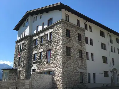 Das Gebäude in dem sich die Ferienwohnung befindet