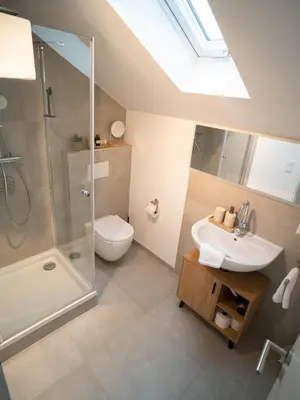 Ein Badezimmer in der Unterkunft COZY&RELAX APARTMENT-Balkon Küche Parkplatz WIFI Netflix