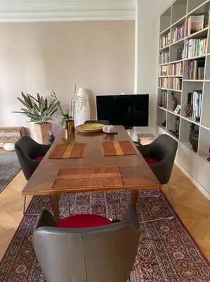 TV/Unterhaltungsangebot in der Unterkunft Gartenwohnung in Haidhausen