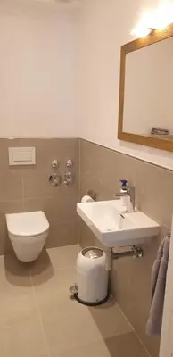 Ein Badezimmer in der Unterkunft Starnberger Traum mit eigenem Steg