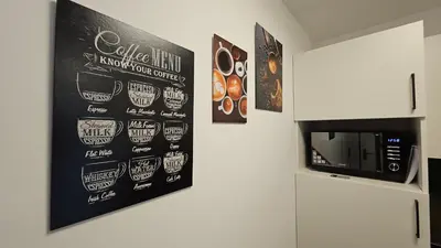 Küche/Küchenzeile in der Unterkunft Apartment Küche Arbeitsplatz Netflix WLan Barrierefrei