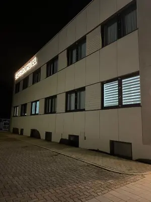 Das Gebäude in dem sich das Hotel befindet