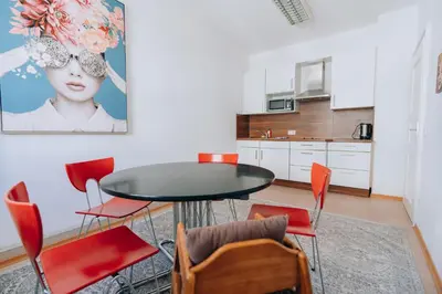 Küche/Küchenzeile in der Unterkunft Apartment mit großer Küche in der Ingolstädter City
