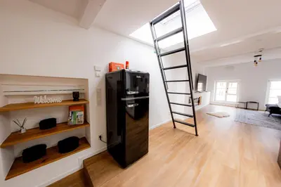 Küche/Küchenzeile in der Unterkunft Highlight am Stadtplatz Mühldorf - C4S COME4STAY - 2 Zimmer Wohnung I bis zu 5 Gäste