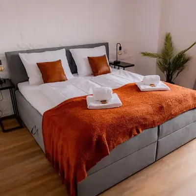 Highlight am Stadtplatz Mühldorf - C4S COME4STAY - 2 Zimmer Wohnung I bis zu 5 Gäste