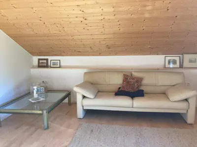 Ein Sitzbereich in der Unterkunft Tu Casa Chiemsee Ferienhaus
