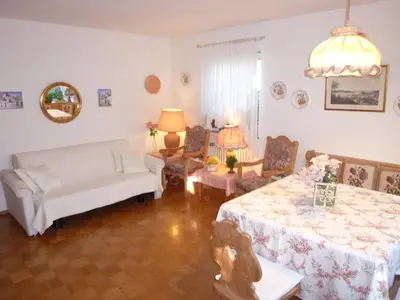 Ein Sitzbereich in der Unterkunft Landhaus Alpenblick