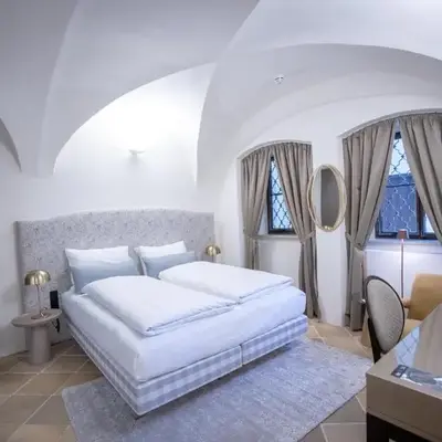 Maxim Suites by Elias Holl