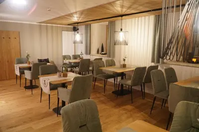 Ein Sitzbereich in der Unterkunft Hotel Gasthof Stieglers