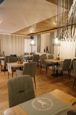 Ein Sitzbereich in der Unterkunft Hotel Gasthof Stieglers