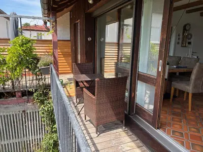 Ein Balkon oder eine Terrasse in der Unterkunft Schatzlhof Suite in Berg am Starnberger See