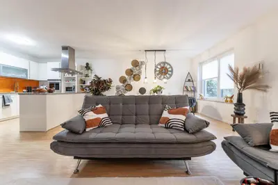 Ein Sitzbereich in der Unterkunft Alpenflair / Luxury / 100qm / Work / Travel / Netflix