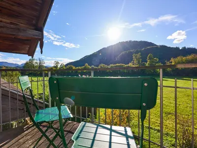 Ein allgemeiner Bergblick oder ein Berglick von der Ferienwohnung aus