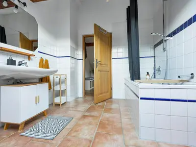 Ein Badezimmer in der Unterkunft Ferienwohnung Wiesen