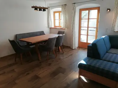 Ein Sitzbereich in der Unterkunft Ferienhaus am Kellpointhof
