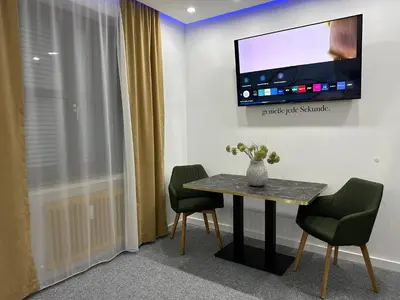 TV/Unterhaltungsangebot in der Unterkunft Modern Apartments Neuburg U - TOP - 2 Zimmer, Komfort, Zentrum, Wi-Fi, Smart TV, Stellplatz, Küche