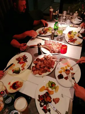 Essen im Hotel oder in der Nähe