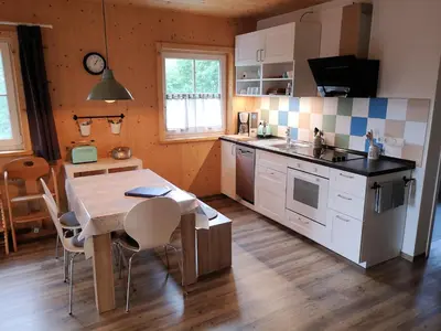 Küche/Küchenzeile in der Unterkunft Heidis Ferienwohnung