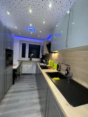 Küche/Küchenzeile in der Unterkunft Modern Apartments Neuburg D - TOP - 2 Zimmer, Parkplatz, Balkon, Wi-Fi, 2 TV, Dusche, Küche