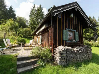 Ein Garten an der Unterkunft Idyllisches Ferienhaus mit Terrasse