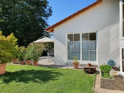 Ein Garten an der Unterkunft Ferienwohnung Filser