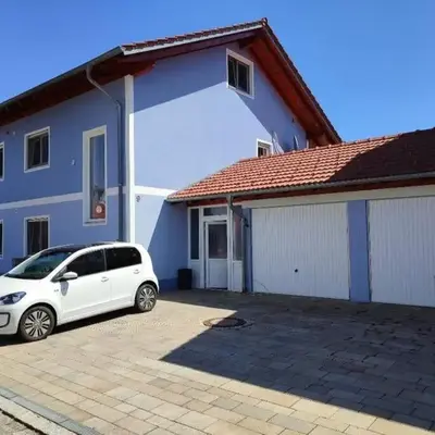 4 Zimmer Wohnung im 1. Stock