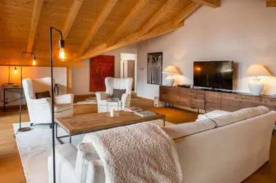 TV/Unterhaltungsangebot in der Unterkunft Aurum Lodge
