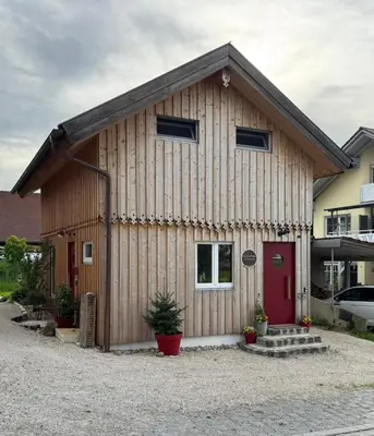 Das Gebäude in dem sich die Ferienwohnung befindet