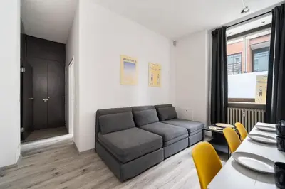 Ein Sitzbereich in der Unterkunft 90m2 in Münchener Innenstadt