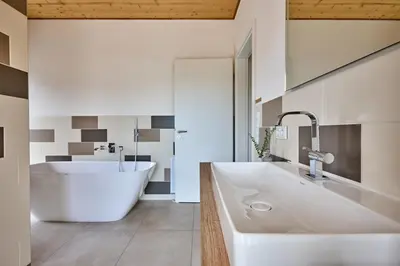 Ein Badezimmer in der Unterkunft PL-Apartments-Freising - The Penthouse - UrbanElegance