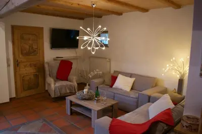 Ein Sitzbereich in der Unterkunft Ferienhaus Sefi