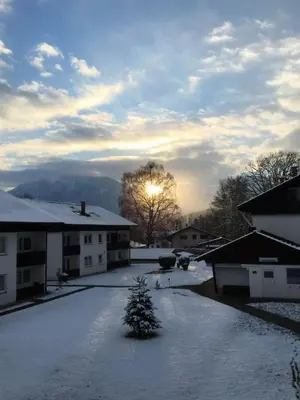 Chiemgau Comfort F1 Ferienwohnanlage Oberaudorf mit Hallenbad und Sauna im Winter