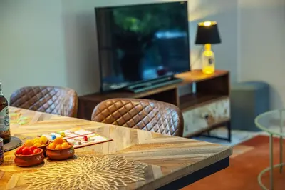 TV/Unterhaltungsangebot in der Unterkunft Moderne Maisonette mit Garten