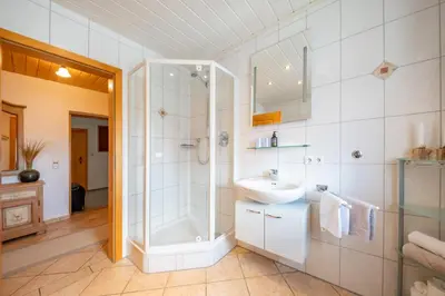 Ein Badezimmer in der Unterkunft Weissnhof