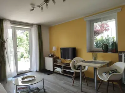 TV/Unterhaltungsangebot in der Unterkunft Gemütliches Garten-Apartment mit Bergblick