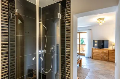 Ein Badezimmer in der Unterkunft Ferienwohnungen LARA Wohnung 2