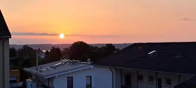 Blick auf den Sonnenuntergang/Sonnenaufgang von des Privatzimmers aus oder aus der Nähe
