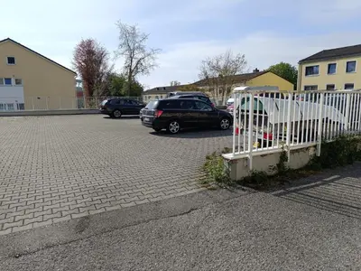 Das Gebäude in dem sich das Privatzimmer befindet
