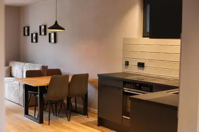 Ein Sitzbereich in der Unterkunft Griabig Lodge mit Sauna und Wellnessbereich
